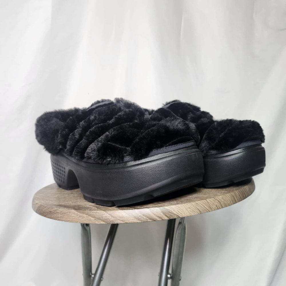CROCS STOMP Lined QUILTED CLOG BLACK US Men's 12/Womens 14 Comfy Warm